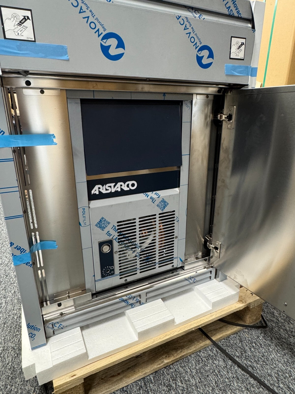 NEW Steel Cucine 70cm Ice Maker Machine Integrated with worktop uline