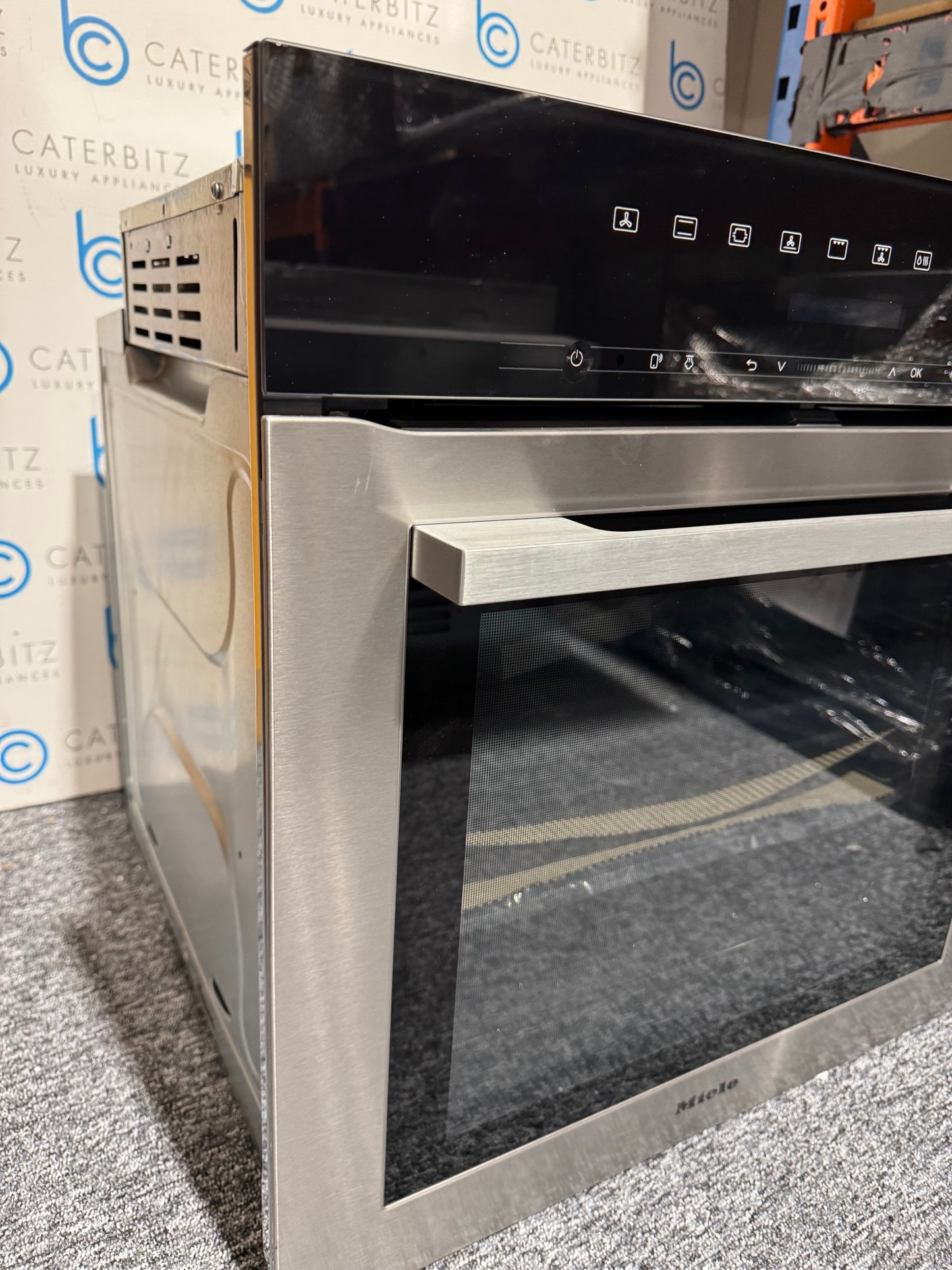 New UNUSED Miele H 7164 BP Built In wall Oven Cooker BR2387
