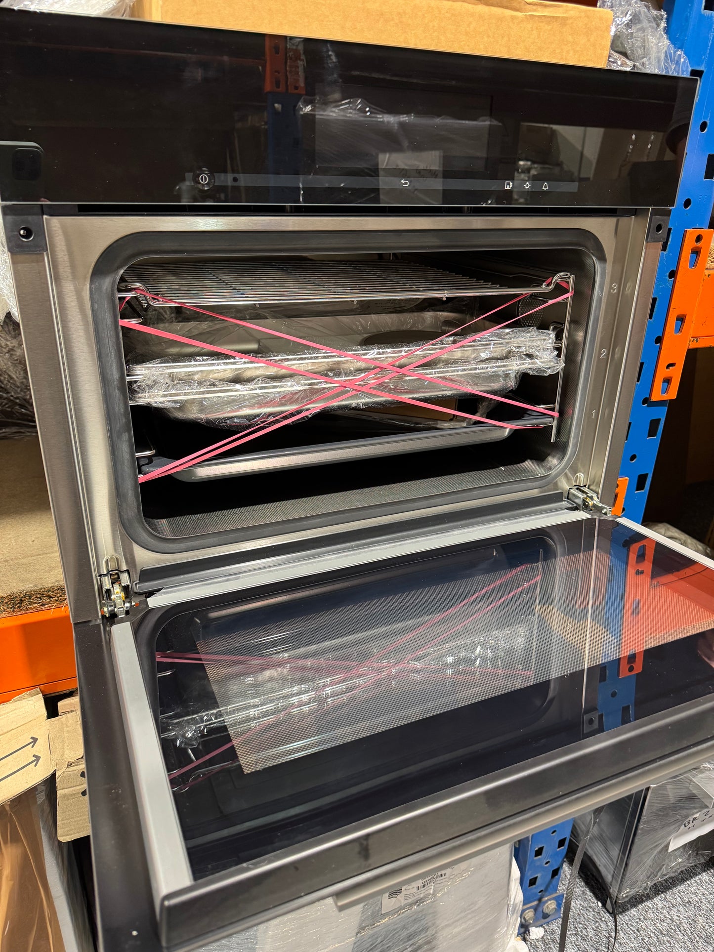 New Miele DGC 6805 Steam Combi Built In wall oven cooker BR2402