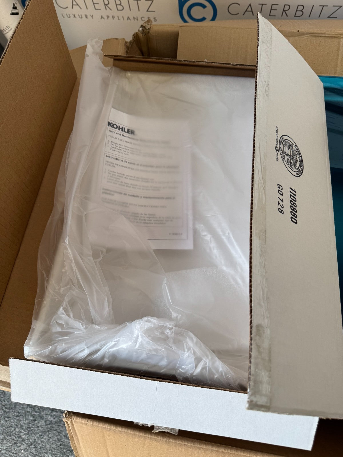 NEW KOHLER K-3760-NA Stages 33 Inch Stainless Kitchen Sink & Accessories BR4392