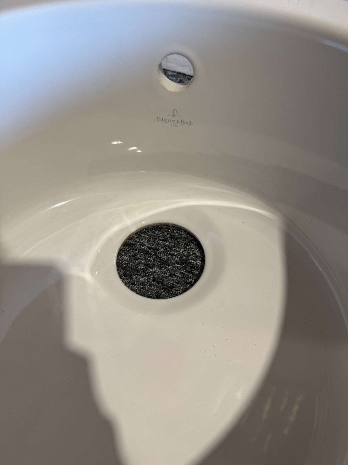NEW Villeroy & Boch 6766 00 Round white Kitchen  Bathroom Sink over mount BR807