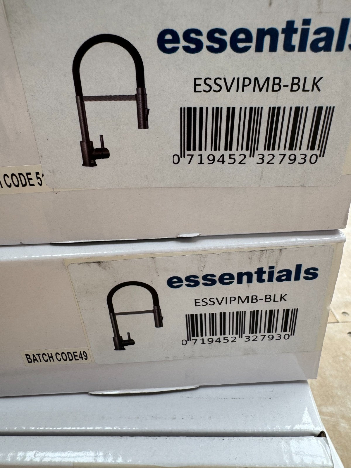 NEW Black Spray Hose pull out Mixer tap Victoria plumbing tap factory AX4544