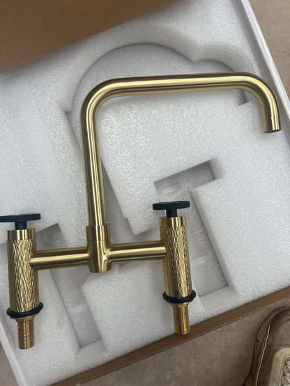 NEW Brass Black Quilt bridge Mixer tap Victoria plumbing tap factory AX4605