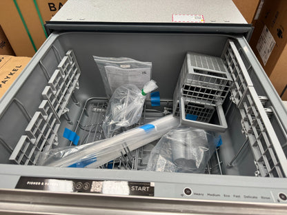 NEW Unused Fisher & Paykel DD60ST4HNX9 Stainless Steel Dishwasher Drawer BR4630