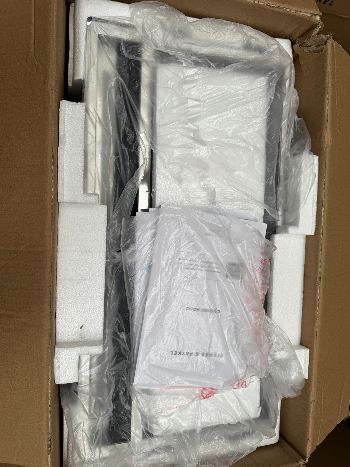 New Fisher & Paykel HP60IHCB4 Integrated canopy Cooker Hood Extractor BR4633