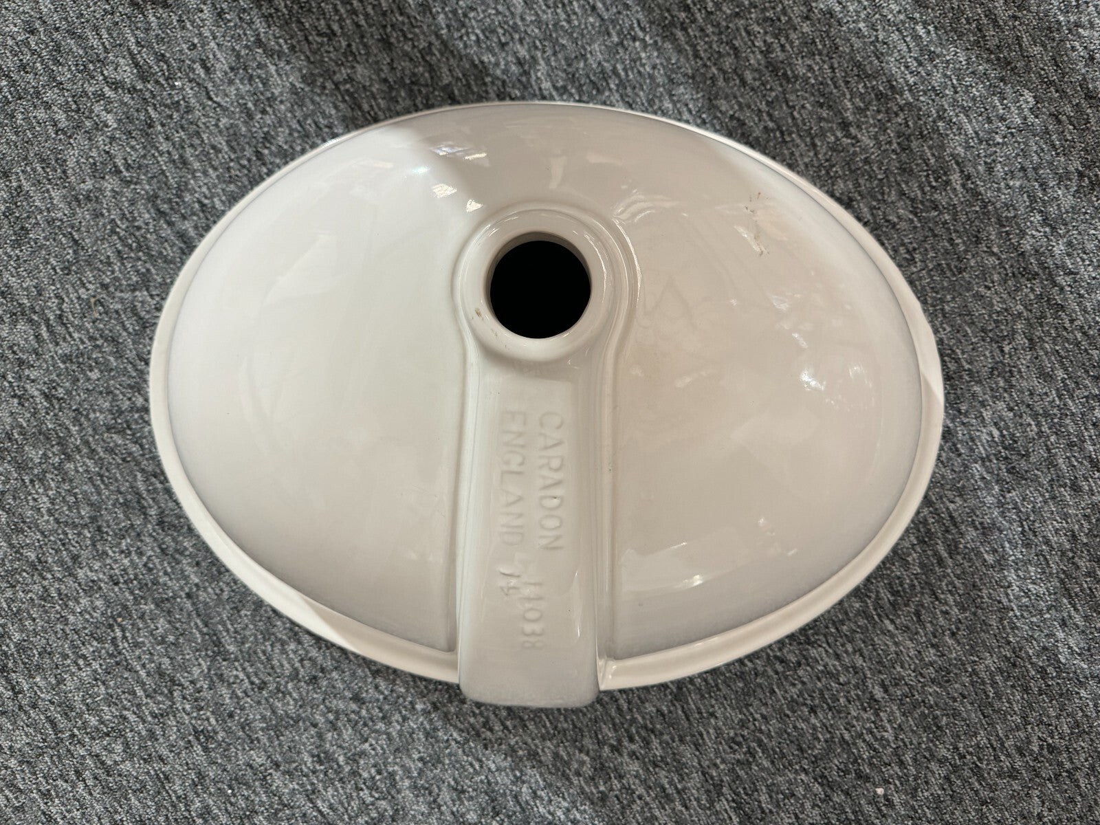 UNUSED Twyford White Aria 550mm x 465mm Countertop WHITE sink basin