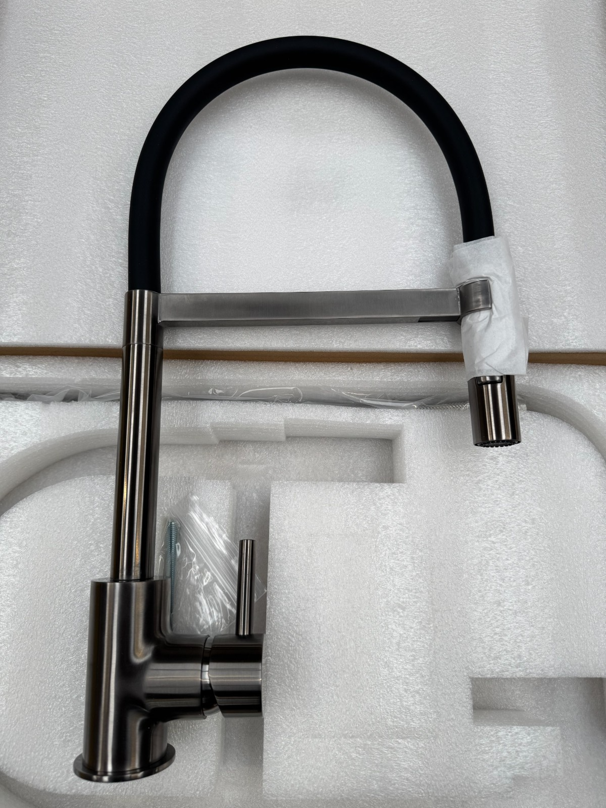 NEW Black Gunmetal Spray Hose Mixer tap Victoria plumbing tap factory AX4554