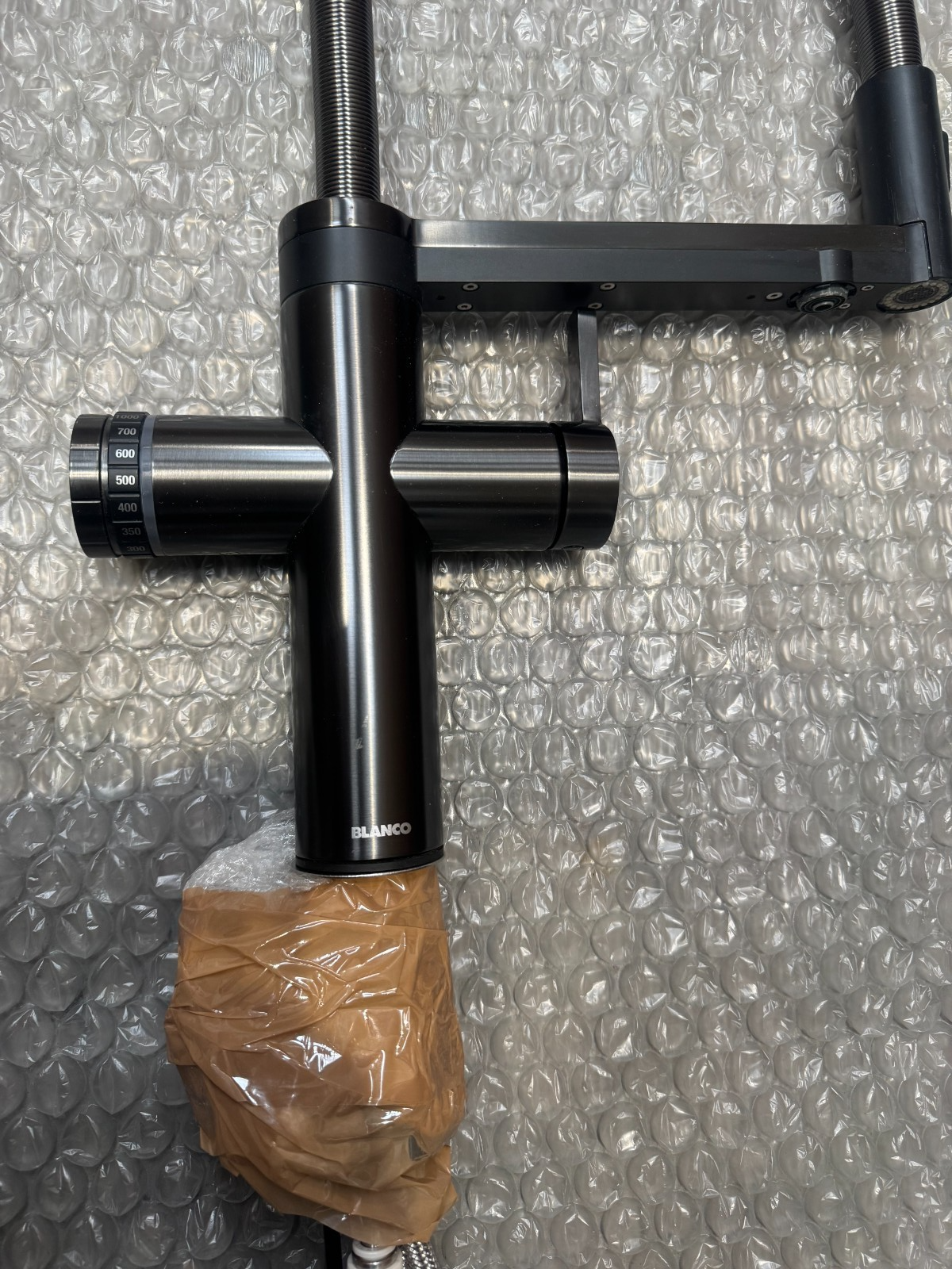 Ex Display Blanco Choice Icona Dark Steel Tap & CHOICE.AII Tank 527659 527661