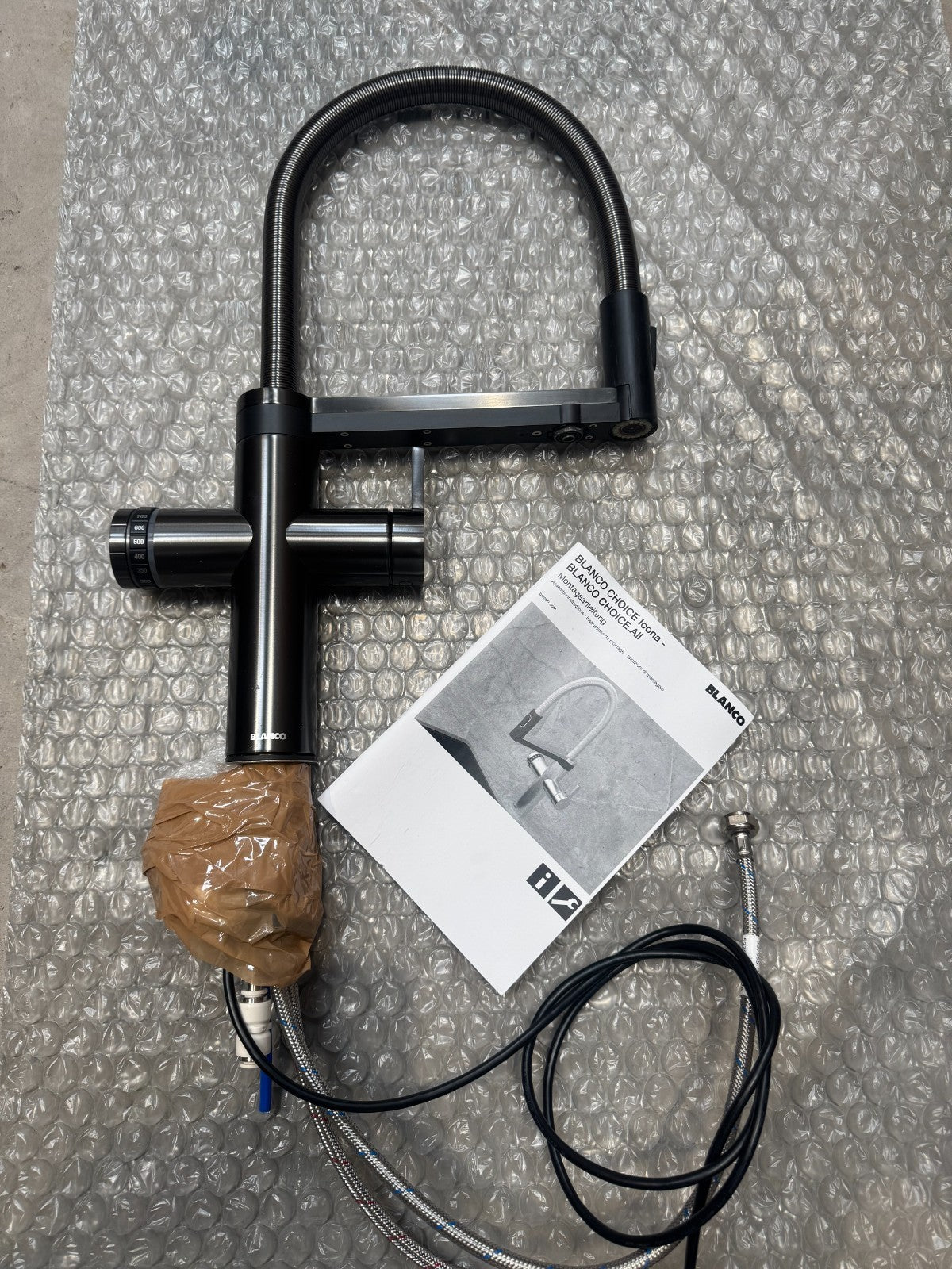 Ex Display Blanco Choice Icona Dark Steel Tap & CHOICE.AII Tank 527659 527661