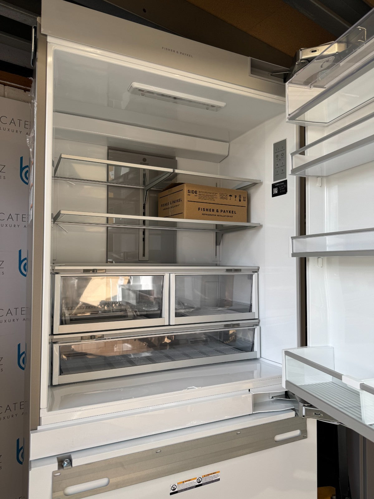 UNUSED Fisher & Paykel RS9120WRJ2 91cm Integrated Fridge Freezer BR4507