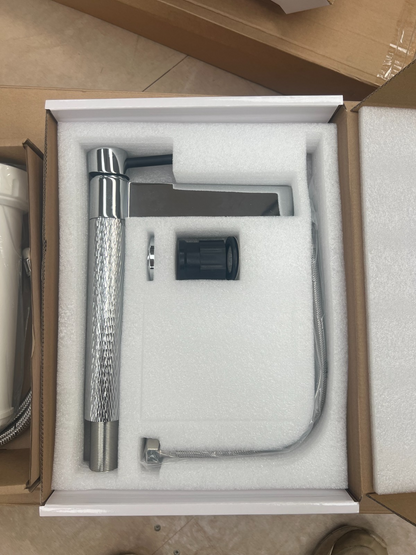 NEW CHROME Quilt Lever Kitchen Mixer tap Victoria plumbing tap factory AX4600