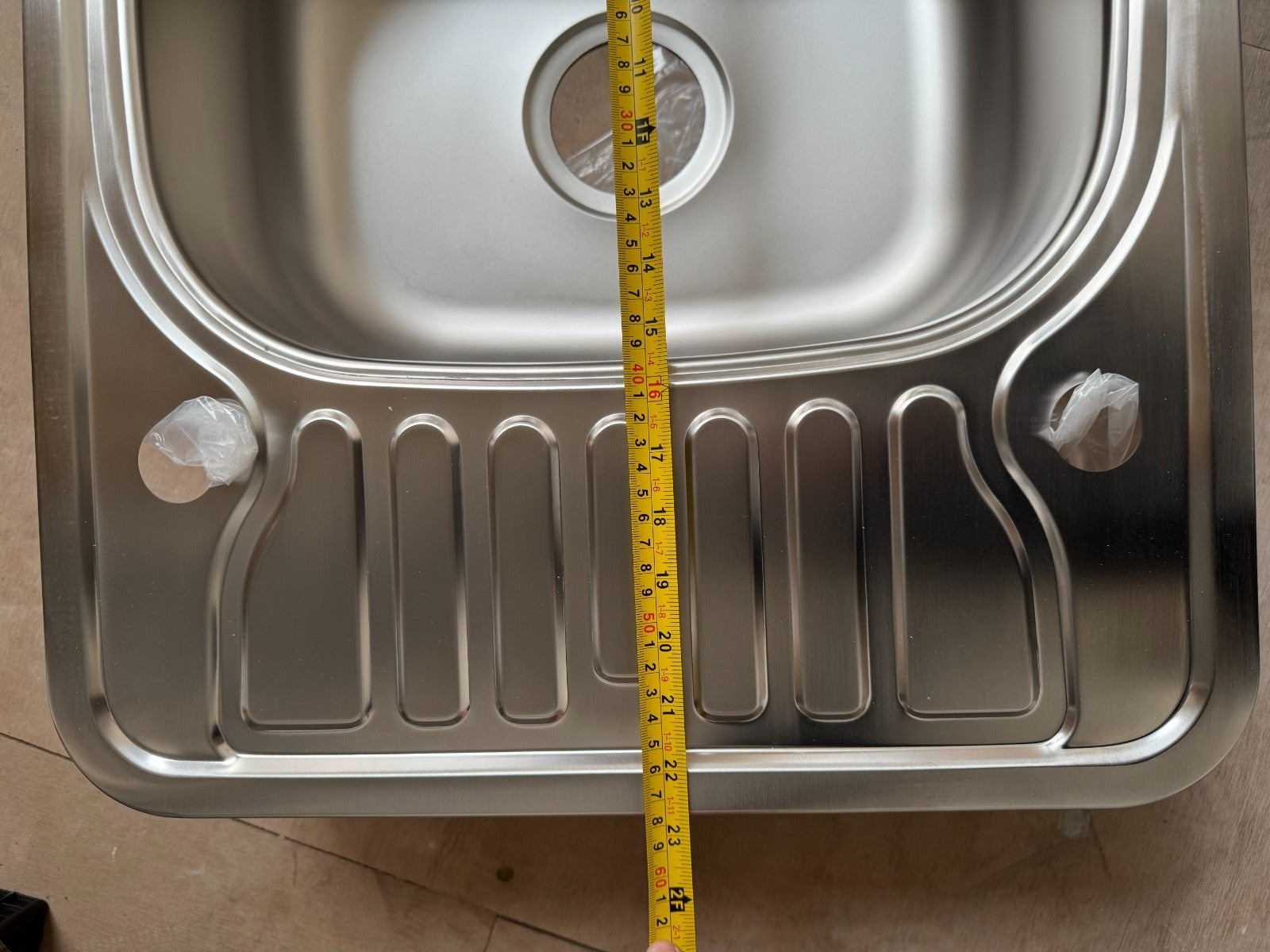 NEW Stainless Steel Single Bowl kitchen sink & Drainer Carsyil AX4324