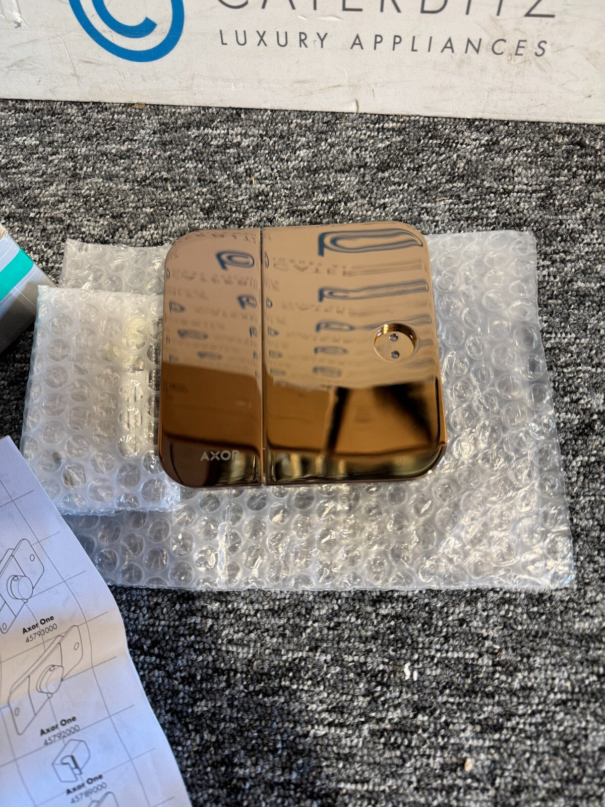 NEW Hansgrohe shut off valve concealed Axor One 45771300 Polished Red Gold BR816