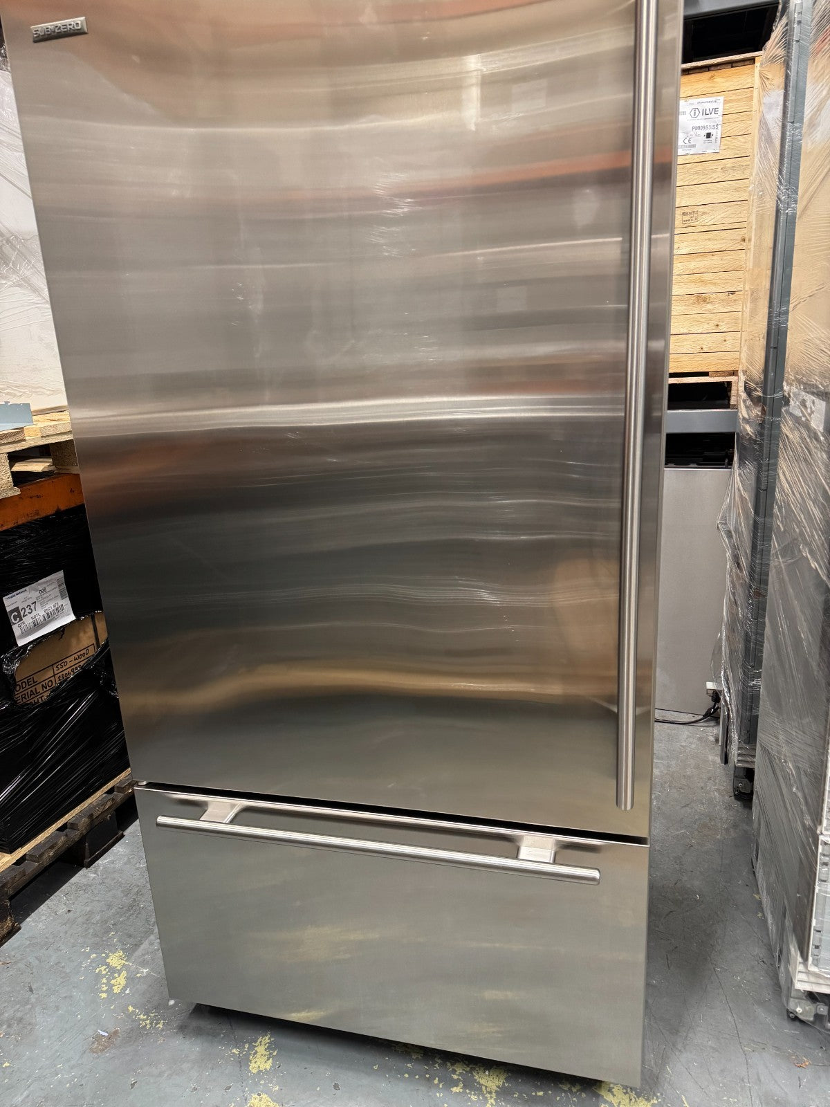Sub-Zero ICBBI-36U/S/th Fridge Freezer 36 inch ICE subzero w/ Side panels BR4140