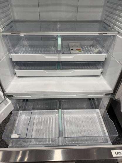 NEW UNUSED Fisher & Paykel RF610ADJX6 Fridge Freezer Freestanding BR2317