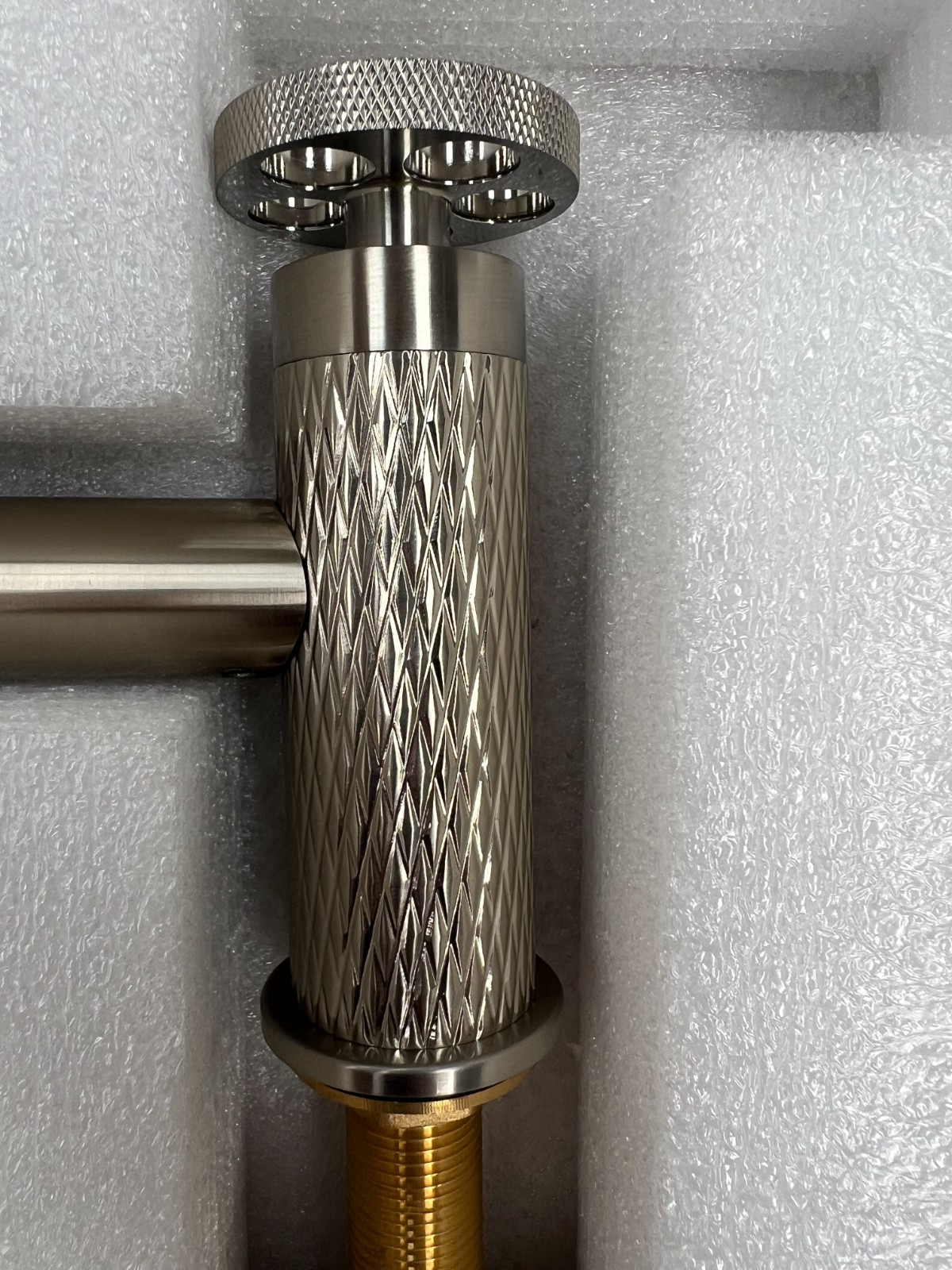 NEW StainlessSteel Quilt Kitchen Mixer tap Victoria plumbing tap factory AX4602