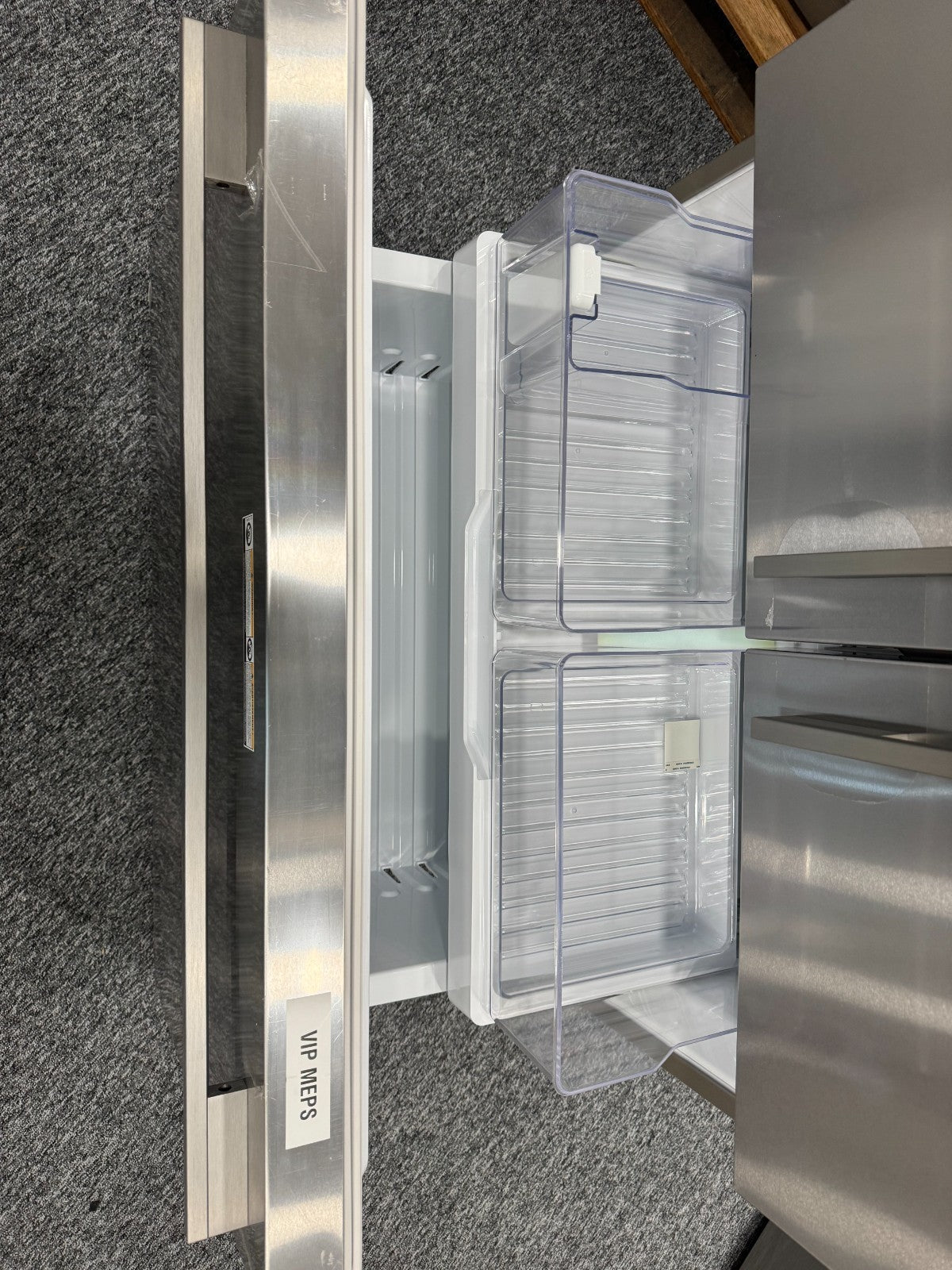 UNUSED Fisher & Paykel RF610ADJX7 Fridge Freezer freestanding BR4277