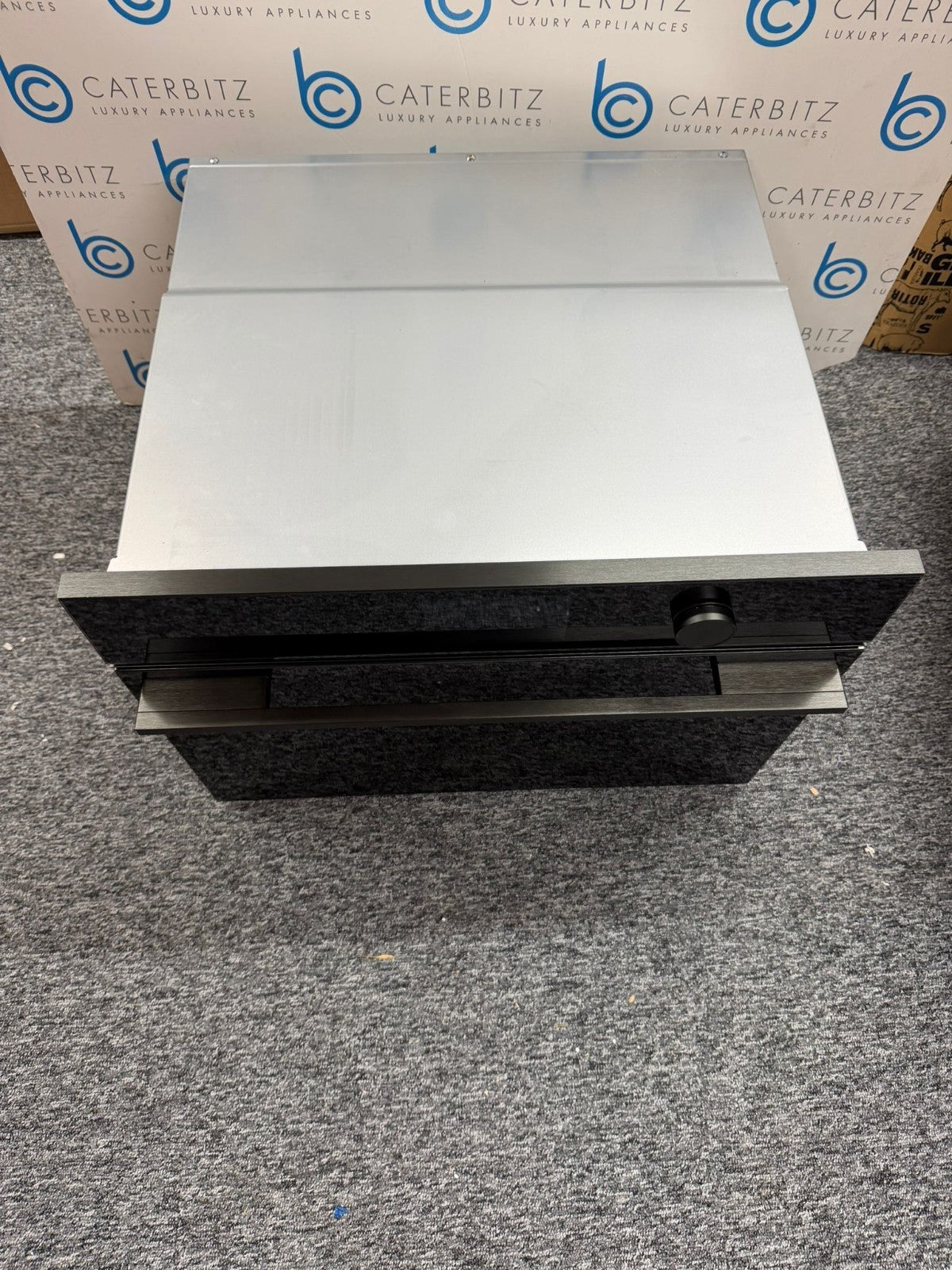 UNUSED Fisher & Paykel OM60NMTDB1 combi Microwave Oven cooker BR4680