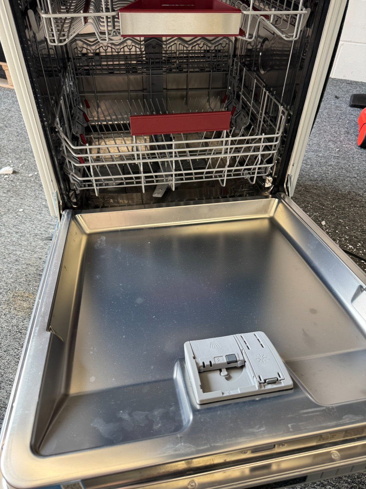 UNUSED Neff S155HCX27G 60cm Full size Dishwasher Integrated BR4253