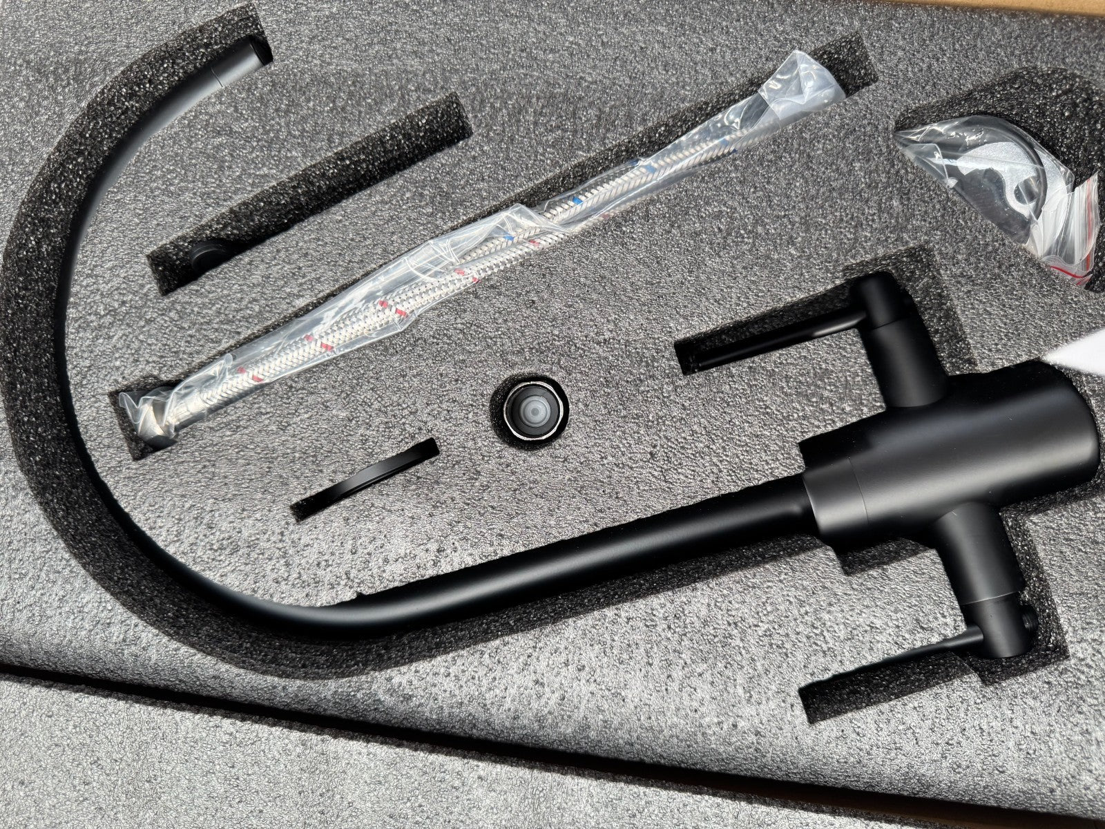 NEW Modern Black Kitchen Mixer tap Victoria plumbing tap factory AX4537