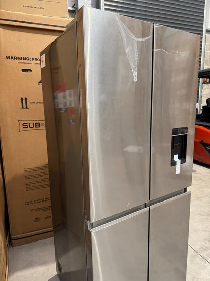 UNUSED Fisher & Paykel RF500QNUB1 Quad Door Fridge Freezer Freestanding BR4209
