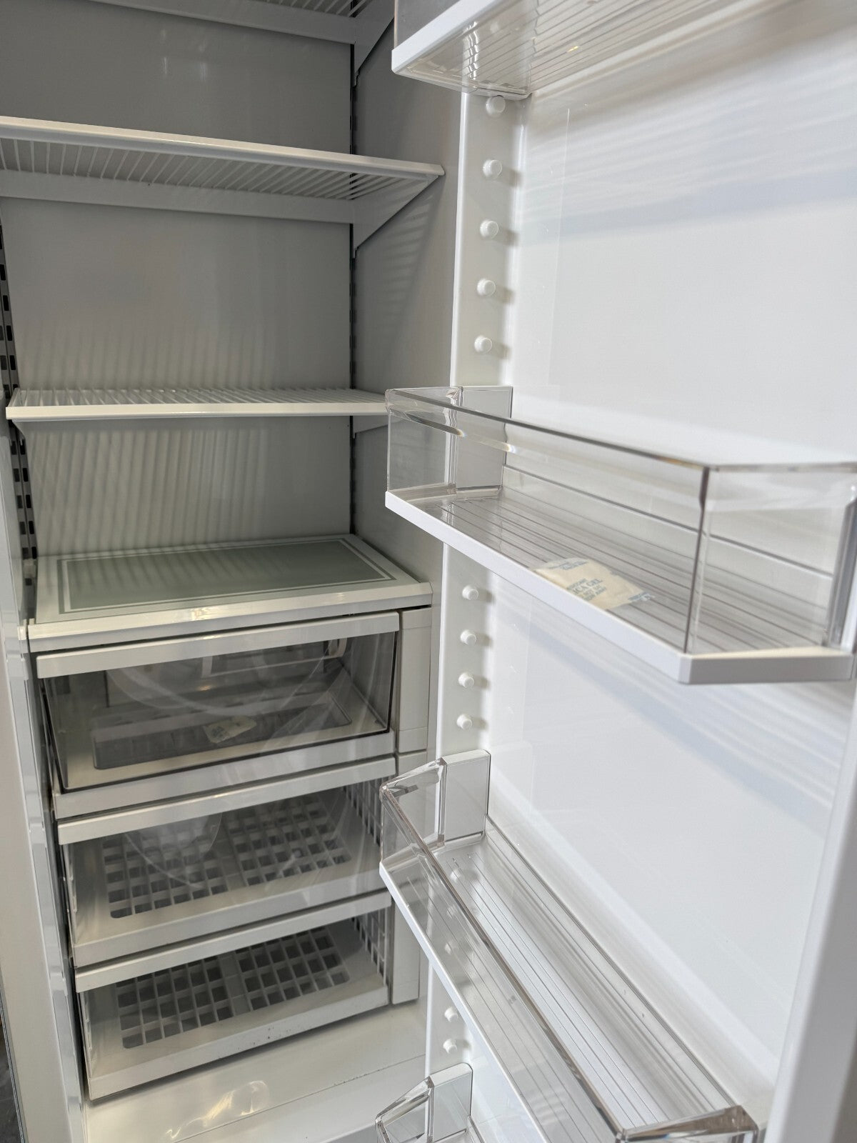 Sub-Zero ICBIC-24FI 610mm Column Freezer refrigeration appliance ICE B32147