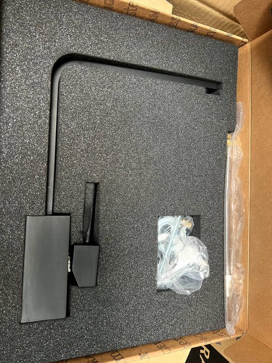 New Rangemaster Quadrant Matt Black Single Lever Kitchen Sink Mixer TQSL1MB Tap