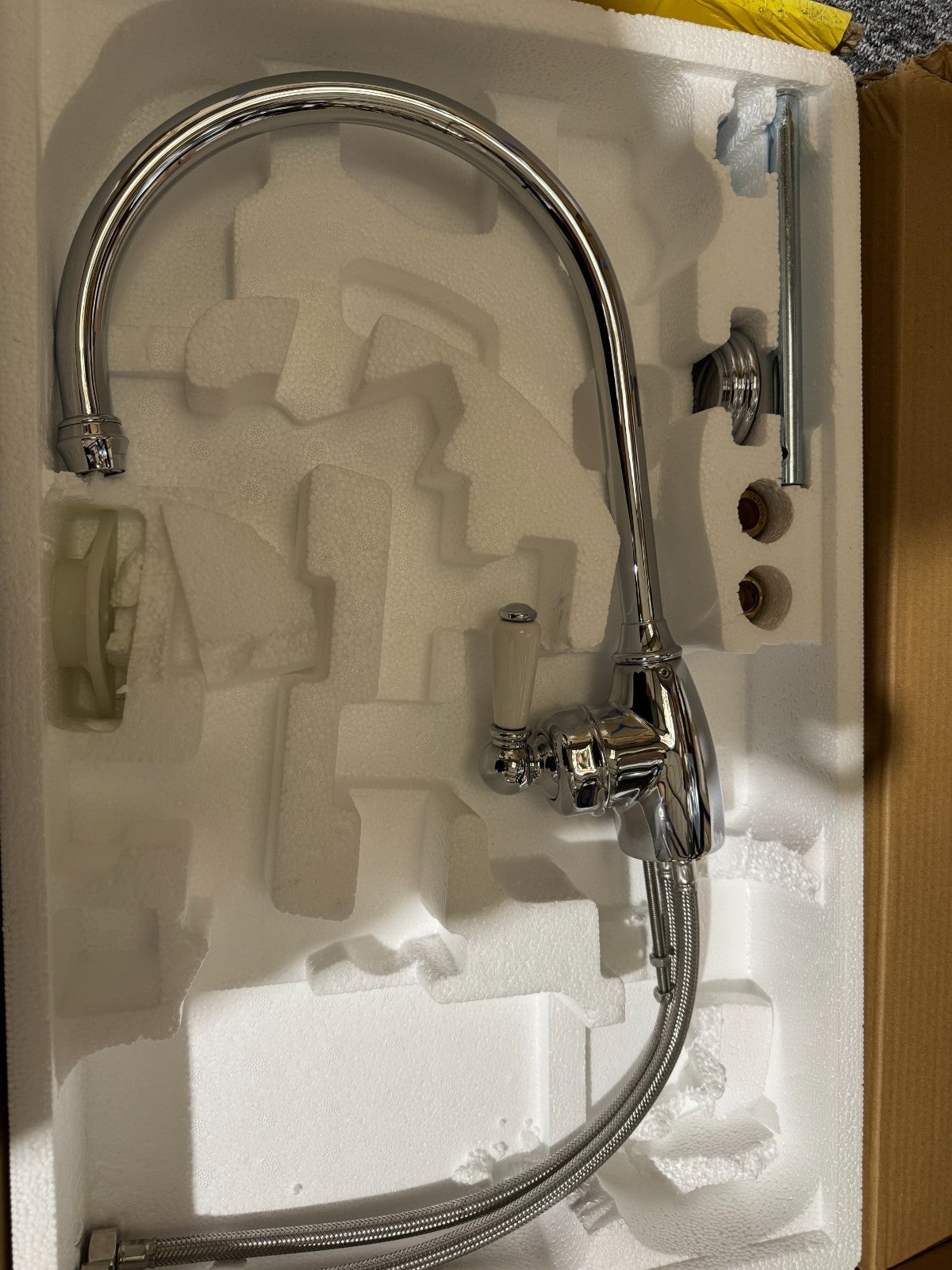NEW Perrin & Rowe 4341CPWPC Parthian Lever Kitchen Mixer Tap Chrome BR4187