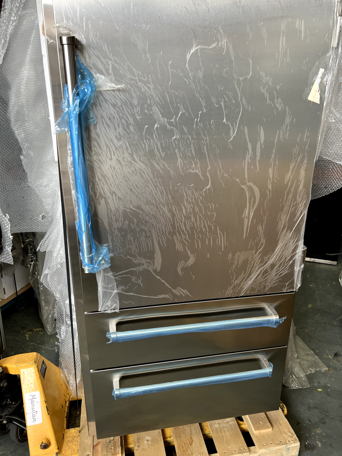 Sub-Zero ICBPRO36 Pro 36 Fridge Freezer appliance Wolf Subzero Refrigeration