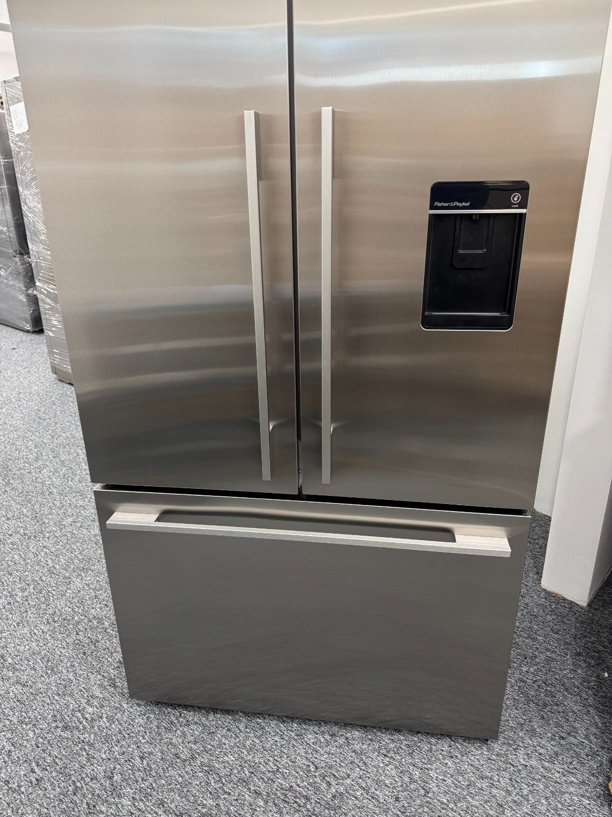Ex Display Fisher & Paykel RF540ADUSX4 French Door Fridge Freezer ICE BR4278