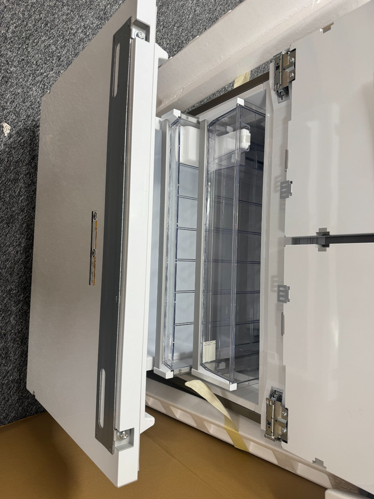 Fisher & Paykel RS90A3 French Door Fridge Freezer Integrated Opened AX