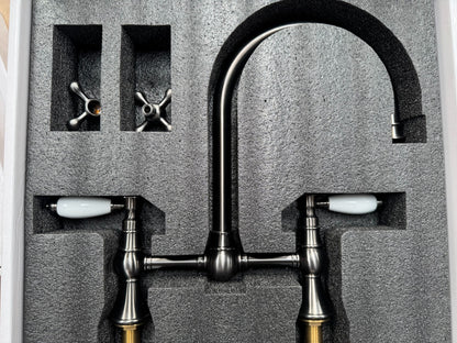 NEW Traditional Bridge Mixer tap Victoria plumbing tap factory Gunmetal AX4542