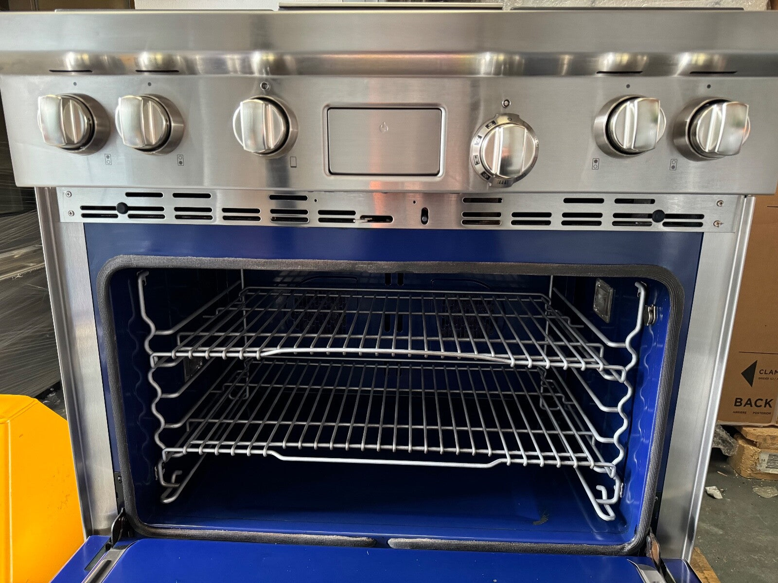 Wolf ICBDF364G Range Cooker 36 inch Oven appliance Subzero