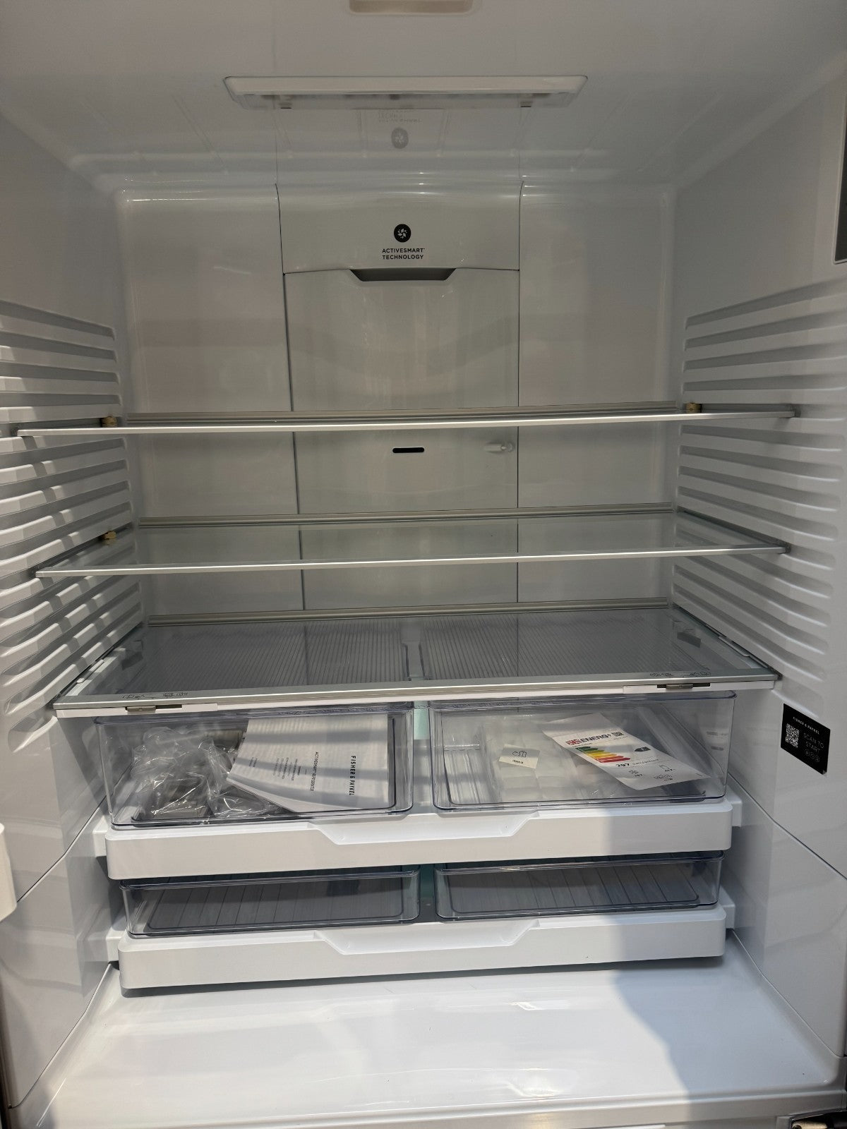 UNUSED Fisher & Paykel RF610ADX6 French Door Fridge Freezer BR4207