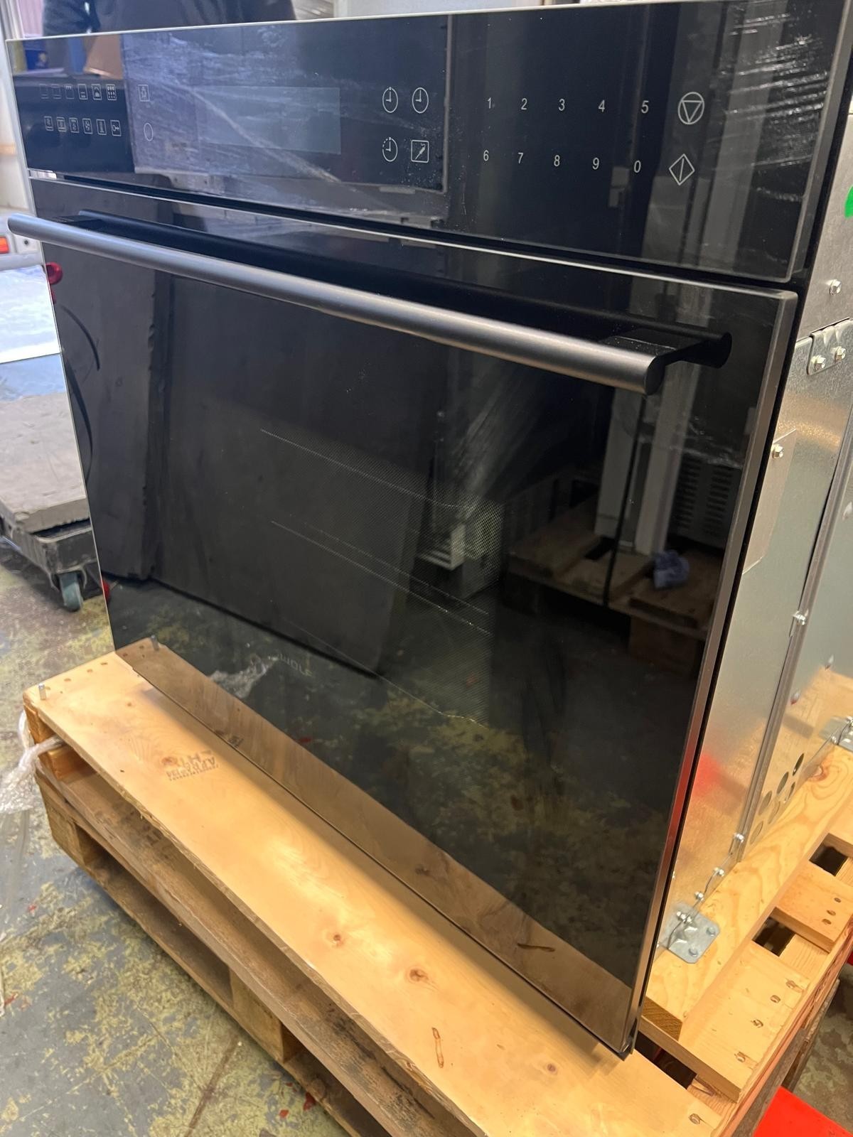 NEW Wolf ICBSO30CE/B/TH Wall Oven Cooker Appliance Subzero 76cm BR4104