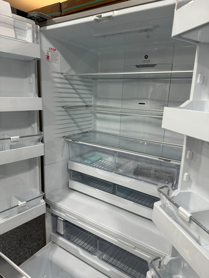 NEW Fisher & Paykel RF610ADJX7 Fridge Freezer Refrigeration Ice Appliance BR580