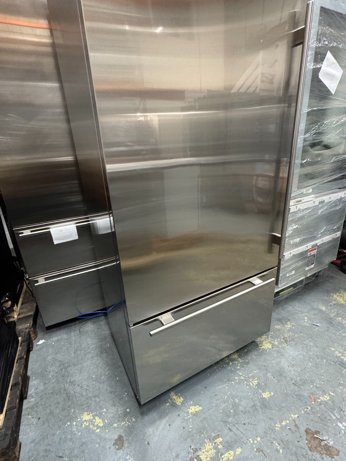 Sub-Zero ICBBI-36U/S/th Fridge Freezer 36 inch ICE subzero w/ Side panels BR4140
