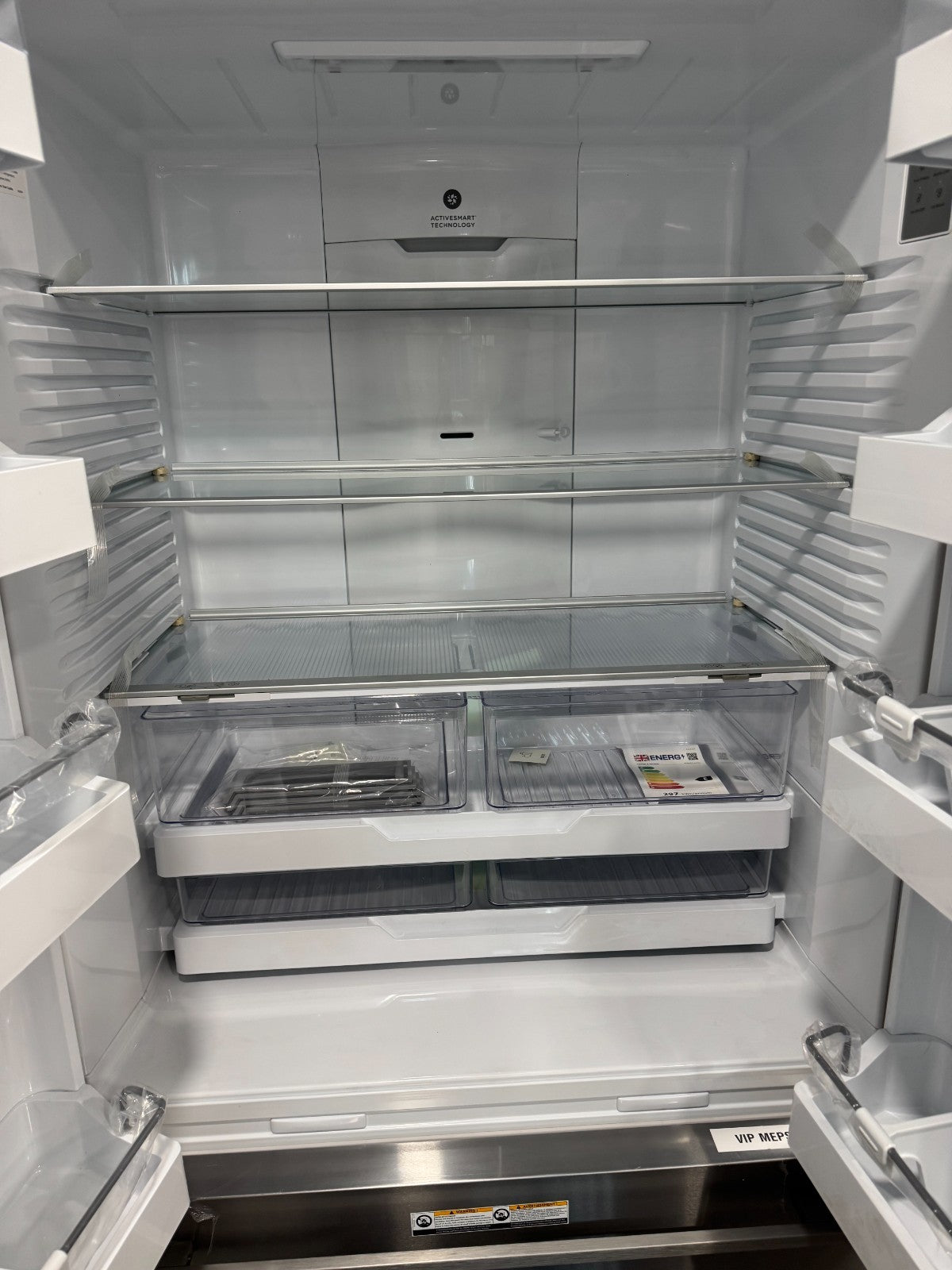 UNUSED Fisher & Paykel RF610ADJX7 Fridge Freezer freestanding BR4277