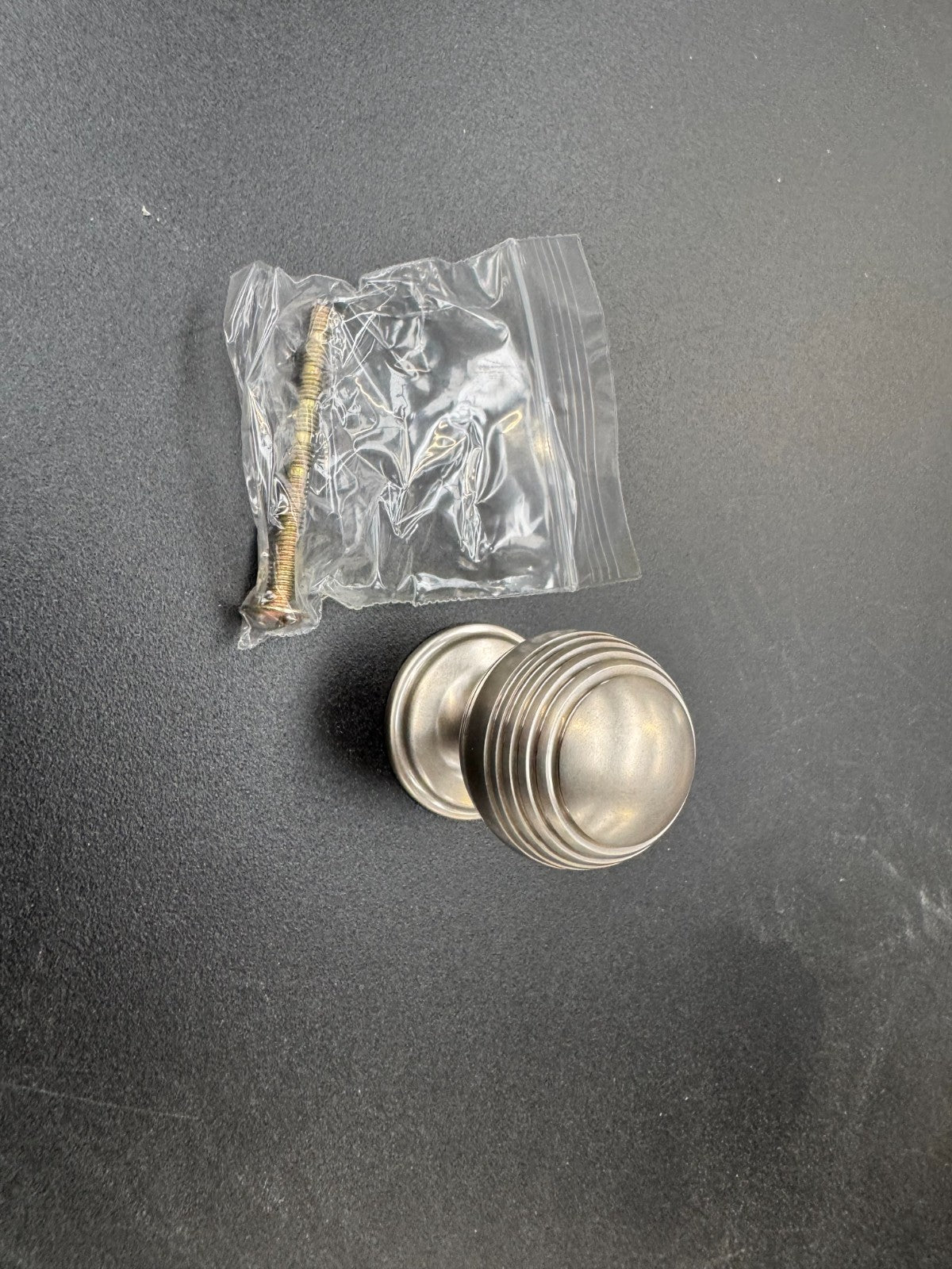 NEW Perrin & Rowe 6070 Large  Furniture Drawer Handle Knob Pewter AX4471