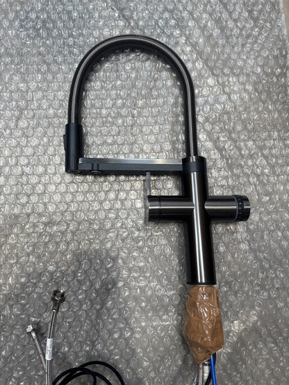 Ex Display Blanco Choice Icona Dark Steel Tap & CHOICE.AII Tank 527659 527661