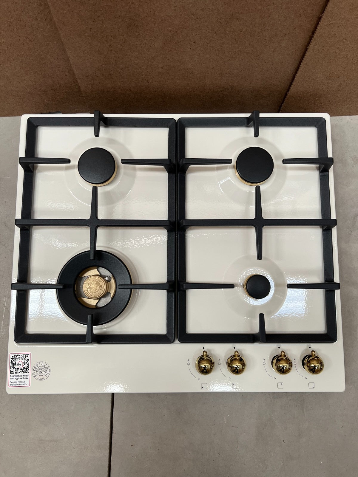 NEW Bertazzoni P604LHERAG 60cm Gas Hob Cooktop Ivory Gold BR4003