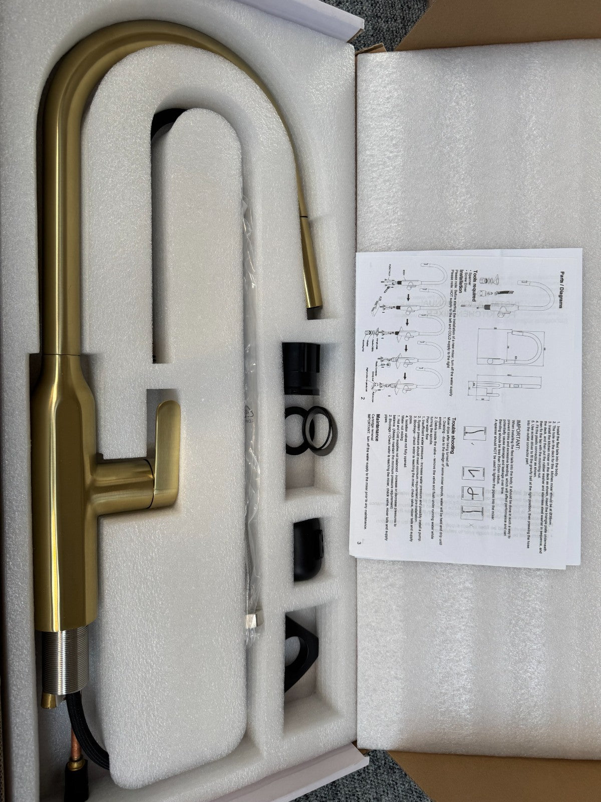 NEW Pull Out Hose Brass Kitchen Mixer Victoria plumbing tap factory AX4529