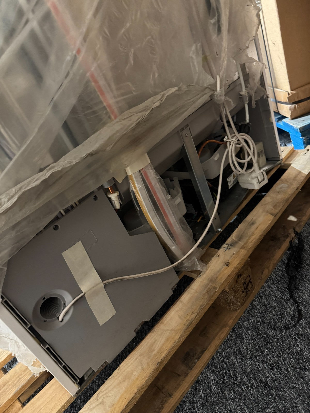 NEW Liebherr ECBN 6256 Integrated French Door Fridge Freezer BR2420