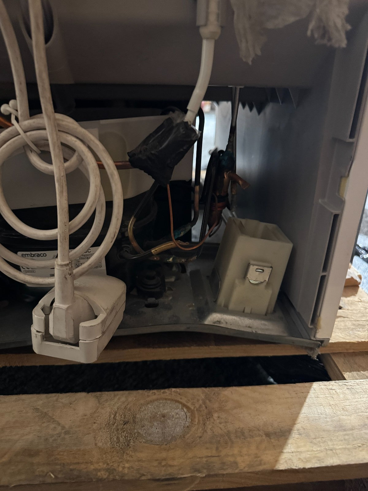 NEW Liebherr ECBN 6256 Integrated French Door Fridge Freezer BR2420