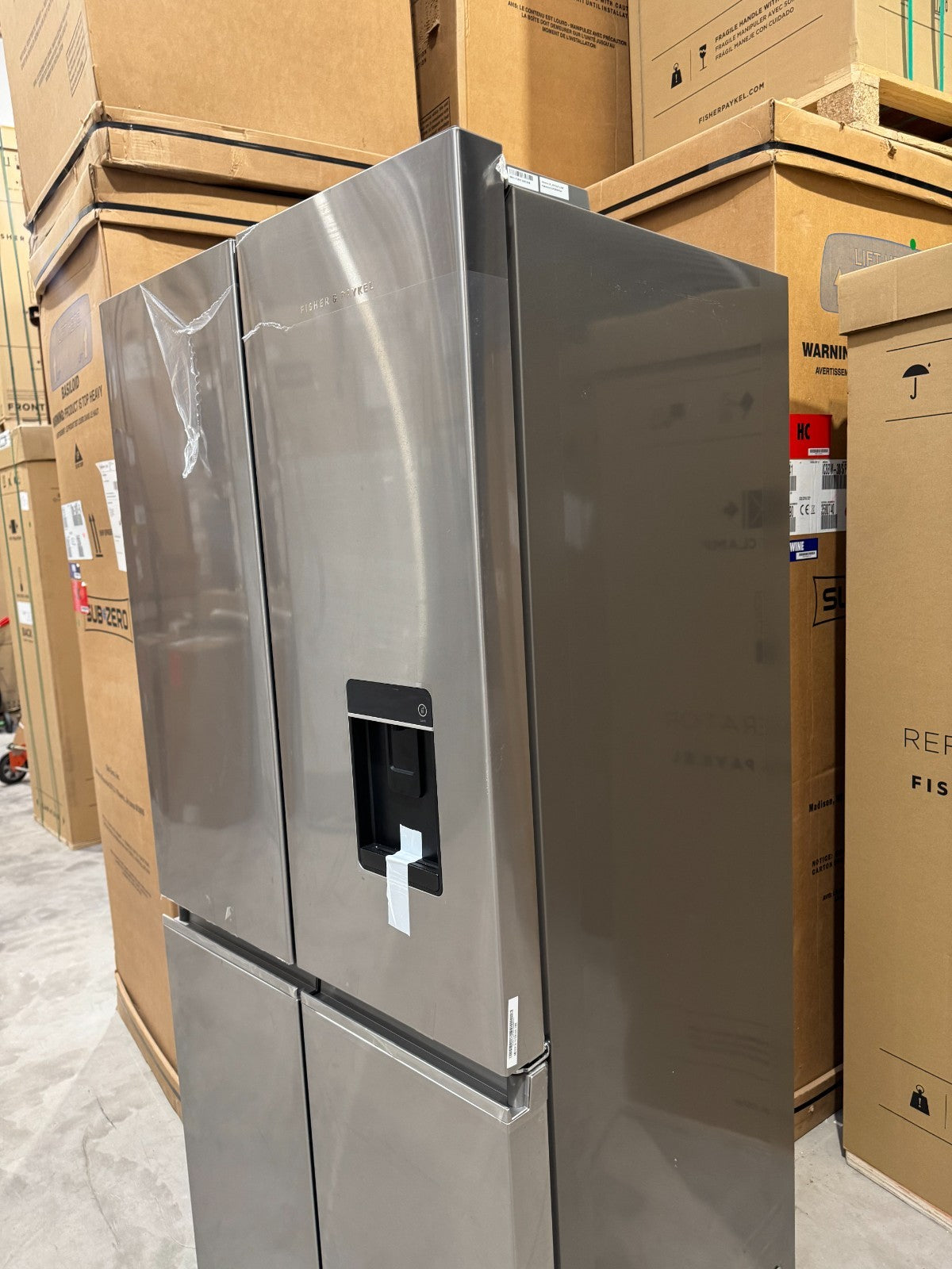 UNUSED Fisher & Paykel RF500QNUB1 Quad Door Fridge Freezer Freestanding BR4209