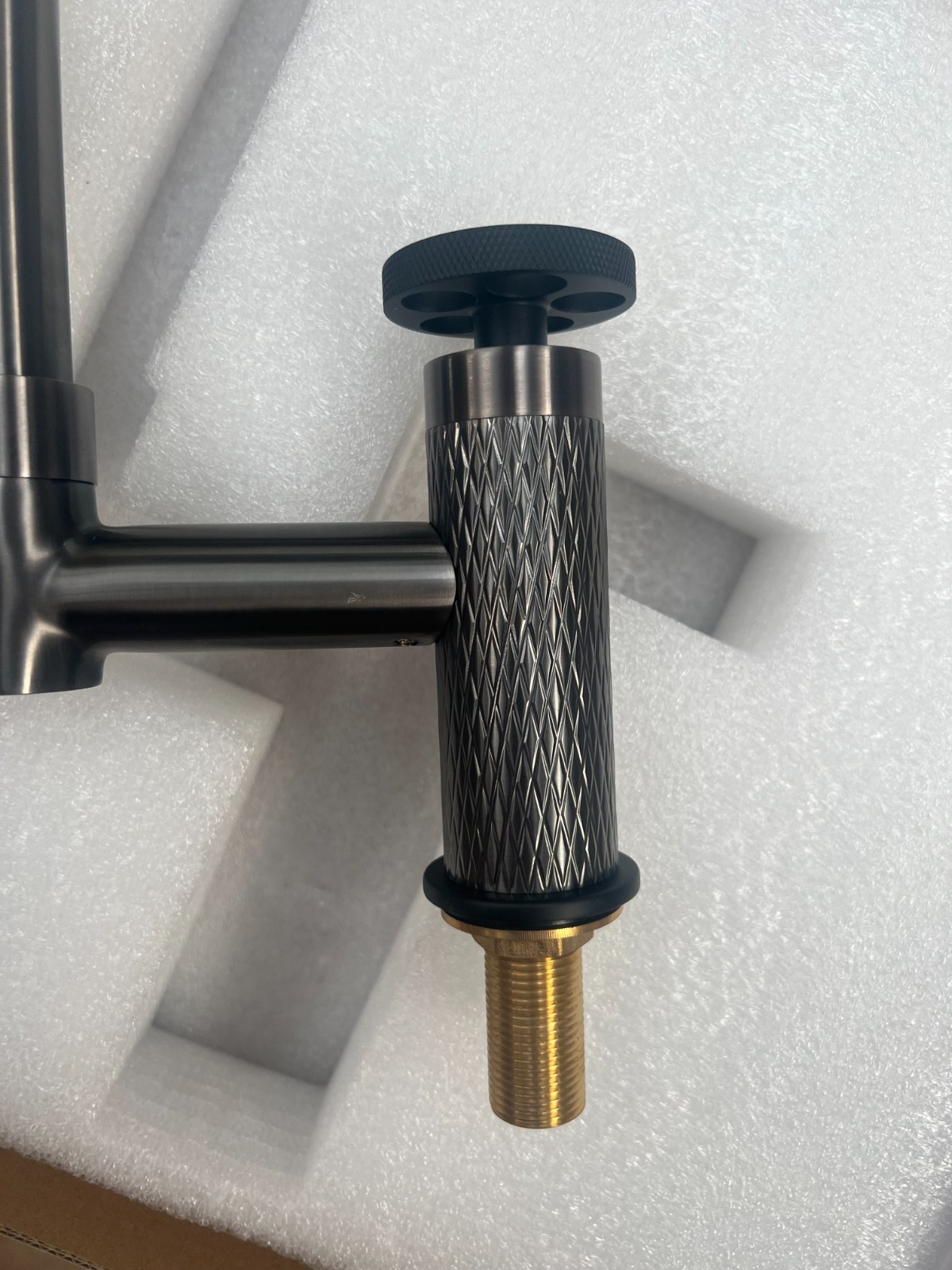 NEW GUNMETAL Quilt Kitchen Mixer tap Victoria plumbing tap factory AX4599