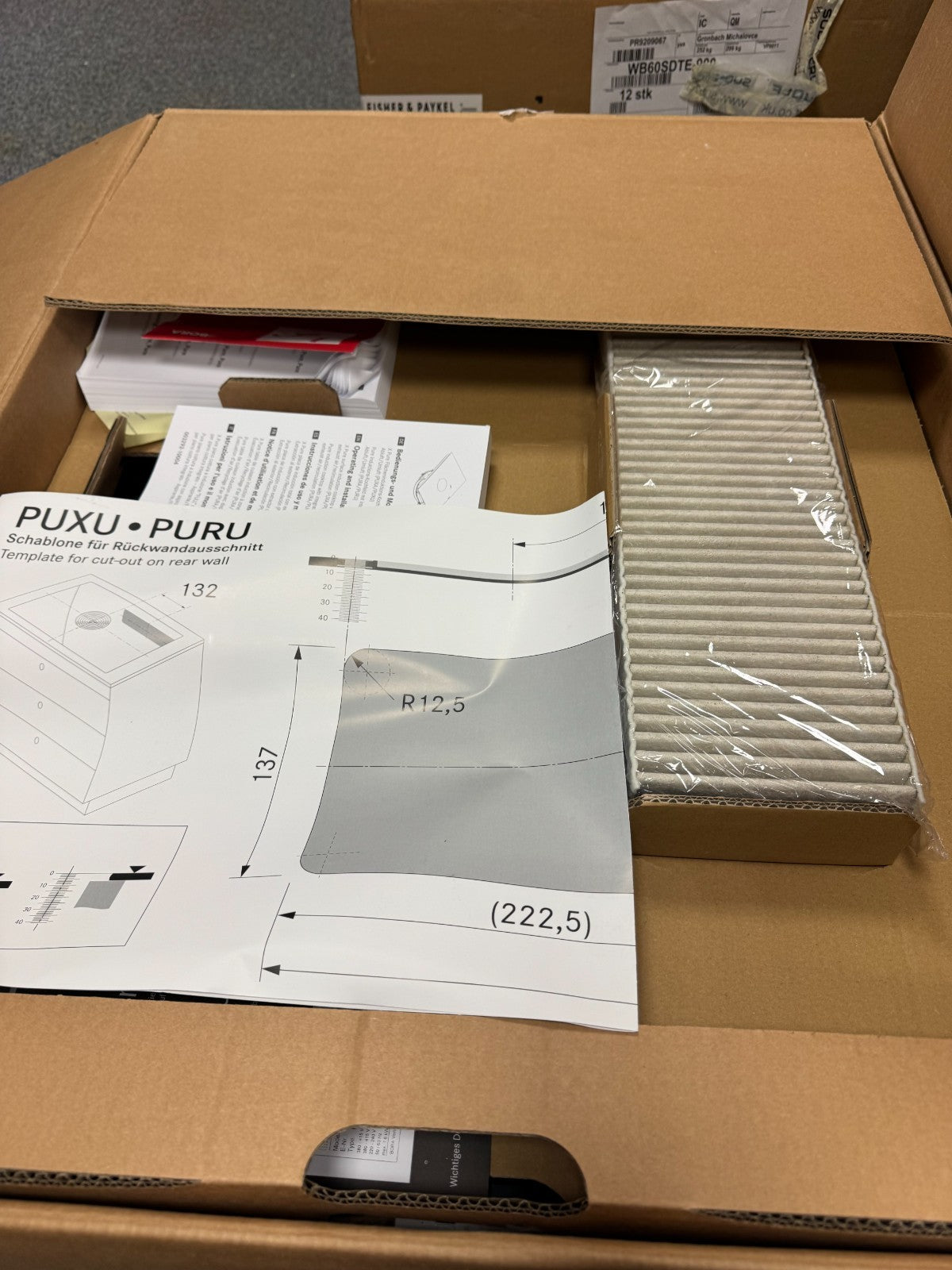 Ex Display BORA Pure PURU 80cm Wide Black Venting Induction Hob B34129