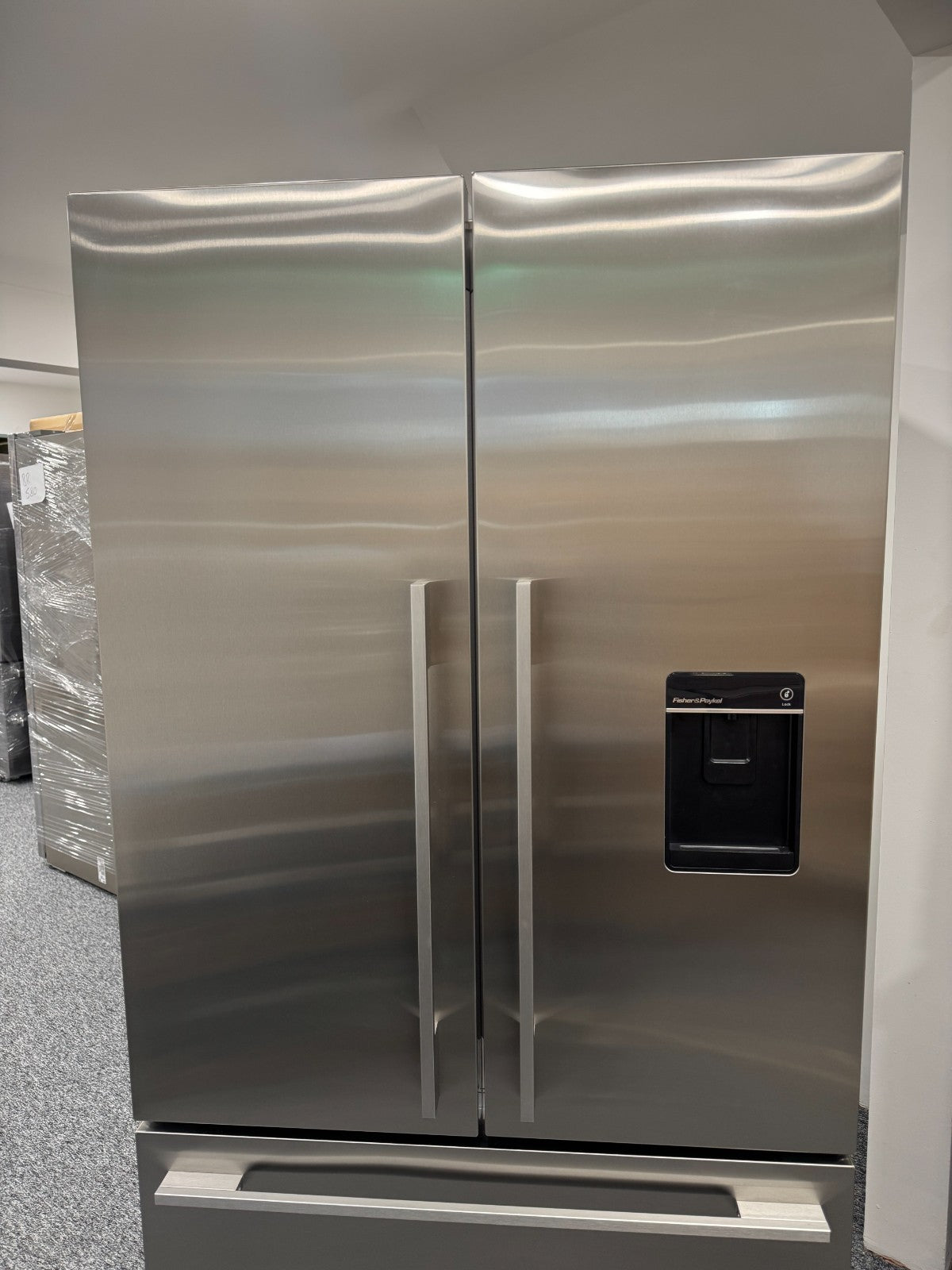 Ex Display Fisher & Paykel RF540ADUSX4 French Door Fridge Freezer ICE BR4278