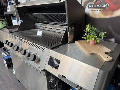UNUSED Napoleon BBQ Barbecue P665VXRSIBPSS Prestige 665 Side Burner