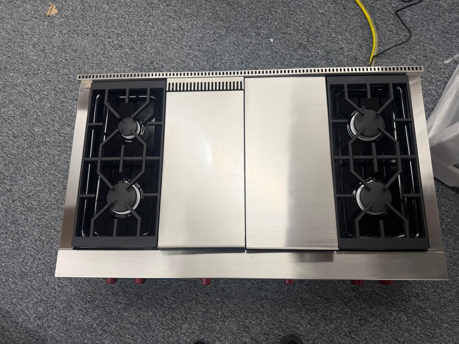 Wolf ICBSRT484CG 48 inch Range top Cooktop Hob Chargrill BR4143